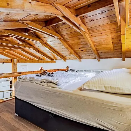 Holiday home Amazing In With House Sea View Postup